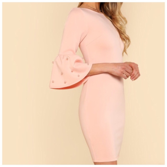 🛍 Stretch Pearl Sleeve Dress - Picture 3 of 6